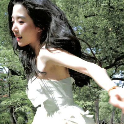 华颐：吞噬怪物的孩子